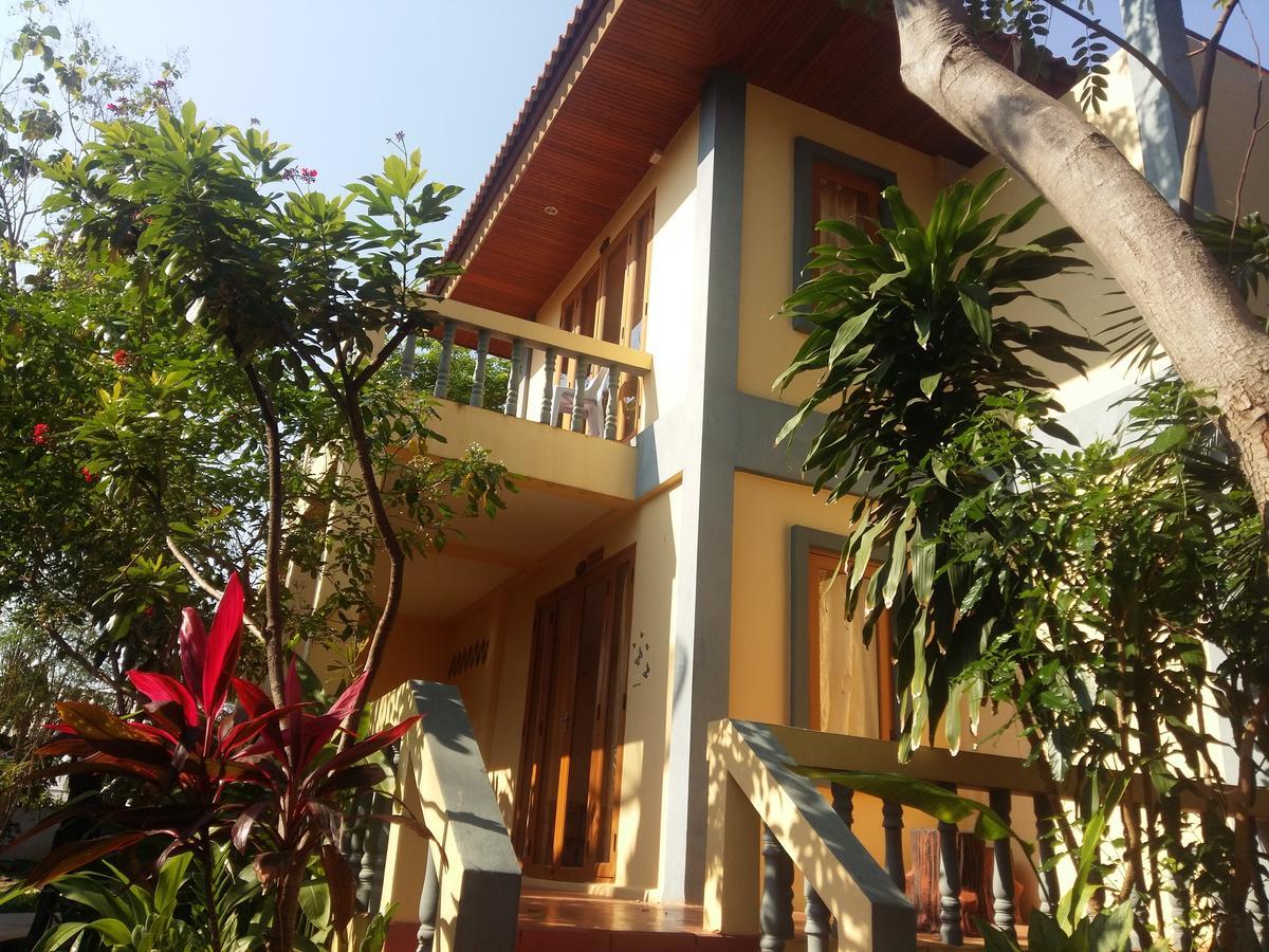 Arerayah Beach Resort Пран Бури Екстериор снимка